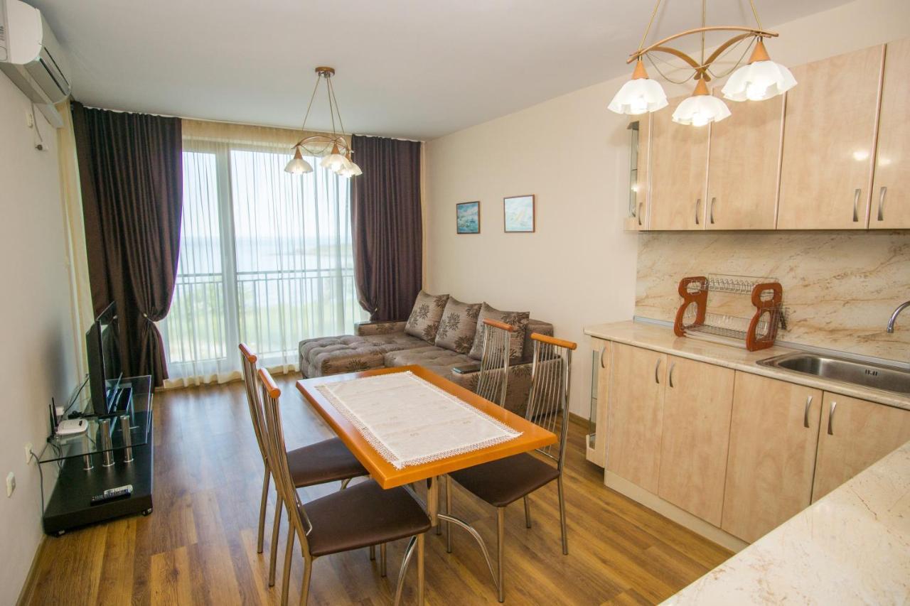 Guest Apartments Stela Tsarevo Buitenkant foto