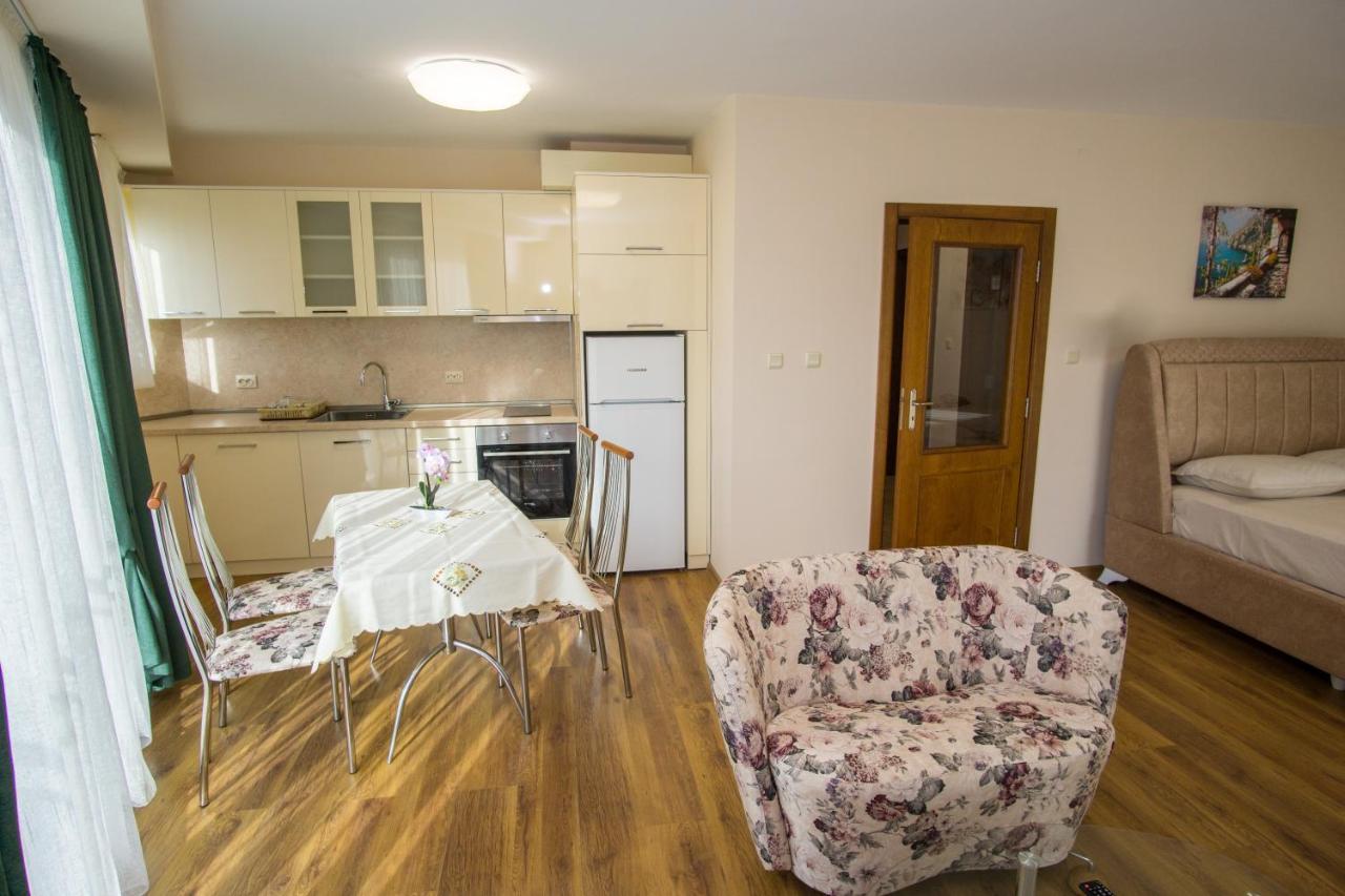 Guest Apartments Stela Tsarevo Buitenkant foto
